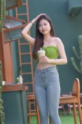 ----分隔线----------------------------网红「夹包哥」被
